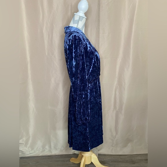 New ModCloth Large Blue Velvet Long Sleeve Dress - Picture 4 of 11